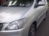 Bán ô tô Toyota Innova E đời 2014, màu bạc số sàn, 468tr