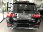 Cần bán xe Mercedes GLC300 4Matic đời 2018, màu đen