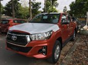 Bán tải Toyota Hilux đủ màu sắc, nhập khẩu nguyên chiếc sẵn sàng giao ngay