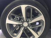 Cần bán xe Hyundai Kona 1.6 Turbo đời 2018, giao xe ngay giá chỉ 725 triệu - 094.313.9876