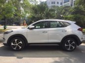 Bán Hyundai Tucson sẵn xe, đủ màu giao ngay