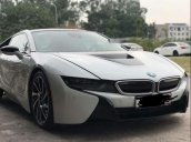 Cần bán lại xe BMW i8 sản xuất 2014, màu trắng, xe không lỗi lầm, đâm đụng, ngập nước