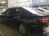 Bán xe Toyota Camry 2.0E đời 2016, màu đen