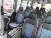 Cần bán Hyundai Solati sản xuất năm 2018, màu bạc, giá tốt