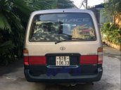 Cần bán gấp Toyota Hiace 2002, 12 chỗ, màu bạc - xanh, máy xăng
