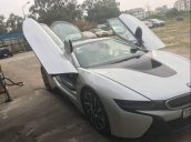 Cần bán lại xe BMW i8 sản xuất 2014, màu trắng, xe không lỗi lầm, đâm đụng, ngập nước