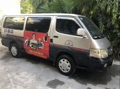 Cần bán gấp Toyota Hiace 2002, 12 chỗ, màu bạc - xanh, máy xăng
