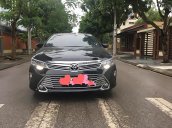 Bán Toyota Camry 2.0E 2018, màu đen chính chủ