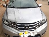 Cần bán gấp Honda City năm 2014, màu bạc chính chủ, giá 435tr