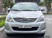 Cần bán gấp Toyota Innova 2.0G sản xuất 2009, màu bạc