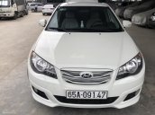 Bán Hyundai Avante 1.6MT màu trắng, số sàn, sản xuất 2014, biển tỉnh đi 68000km