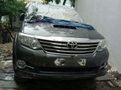 Bán Toyota Fortuner AT sản xuất 2016, màu xám, xe đẹp 