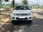 Bán xe Mitsubishi Pajero Sport 2017 số sàn, máy dầu, màu trắng