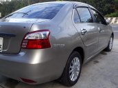 Cần bán xe Toyota Vios năm 2011 màu vàng ánh kim