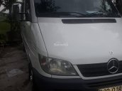 Cần bán gấp Mercedes năm 2005, màu trắng, giá chỉ 240 triệu