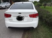 Cần bán Kia Forte số sàn đời 2011, màu trắng