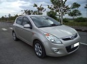 Cần bán lại xe Hyundai i20 đời 2011, màu bạc còn mới, 338tr