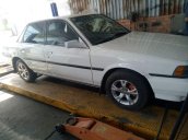 Cần bán gấp Toyota Camry năm sản xuất 1989, màu trắng, nhập khẩu nguyên chiếc