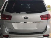 Cần bán Kia Sedona DATH 2019, màu bạc