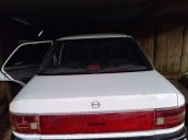 Bán Mazda 323F năm sản xuất 1994, màu trắng, nhập khẩu