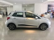 Hyundai I10 số sàn màu bạc xe giao ngay, giá KM cực hấp dẫn, hỗ trợ vay lãi suất ưu đãi. LH: 0903175312