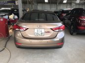 Cần bán Hyundai Elantra 1.8 AT 2015, còn TL, có hỗ trợ trả góp