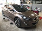 Cần bán Hyundai Elantra 1.8 AT 2015, còn TL, có hỗ trợ trả góp