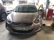 Cần bán Hyundai Elantra 1.8 AT 2015, còn TL, có hỗ trợ trả góp