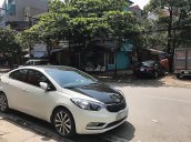 Cần bán xe Kia K3 1.6 AT sản xuất năm 2014, màu trắng như mới 