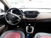 Cần bán xe Hyundai Grand i10 năm sản xuất 2014, màu bạc, nhập khẩu