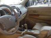 Bán Toyota Fortuner năm 2009, màu bạc còn mới, giá 505tr