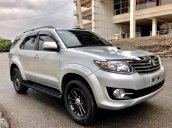 Bán gấp Toyota Fortuner G đời 2016, màu bạc, 870tr