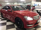 Bán xe Mercedes C300 AMG sản xuất 2012, màu đỏ