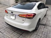 Bán xe Kia Cerato 2.0AT năm sản xuất 2016, màu trắng 