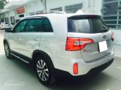 Bán Kia Sorento 2.2MT CRDi màu bạc, máy dầu, số sàn