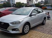 Cần bán Hyundai Accent đời 2018, màu trắng