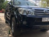 Cần bán gấp Toyota Fortuner sản xuất 2009, màu đen giá cạnh tranh