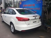 Cần bán Ford Focus Trend sản xuất năm 2018, màu trắng, mới 100%