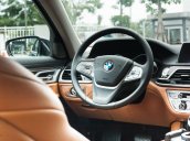 Bán BMW 730 Li 2018, màu đen sapphire, nhập khẩu