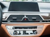 Bán BMW 730 Li 2018, màu đen sapphire, nhập khẩu