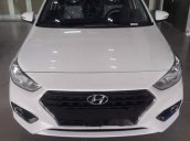 Bán Hyundai Accent đời 2018, màu trắng, giá tốt