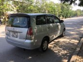 Gia đình bán Toyota Innova 2007, màu bạc