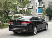 Cần bán gấp Kia Optima 2015, màu đen xe gia đình, giá 783tr