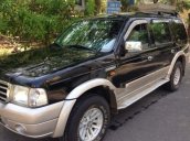 Cần bán gấp Ford Everest 2005, số sàn, máy xăng, xe đẹp