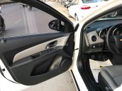 Bán Chevrolet Cruze 1.6 LT đời 2016, màu trắng