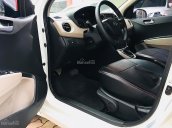 Bán xe Hyundai Grand i10 1.0 AT 2017, màu trắng, nhập khẩu