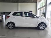 Bán ô tô Hyundai Grand i10 1.2 MT Base đời 2018, màu trắng, 330 triệu