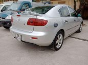 Cần bán gấp Mazda 3 đời 2004, màu bạc, xe còn nguyên bản, không đâm đụng hay ngập nước