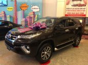 Bán Toyota Fortuner năm 2018, màu đen, xe nhập