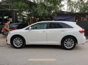 Bán Toyota Venza đời 2009, màu trắng, nhập khẩu